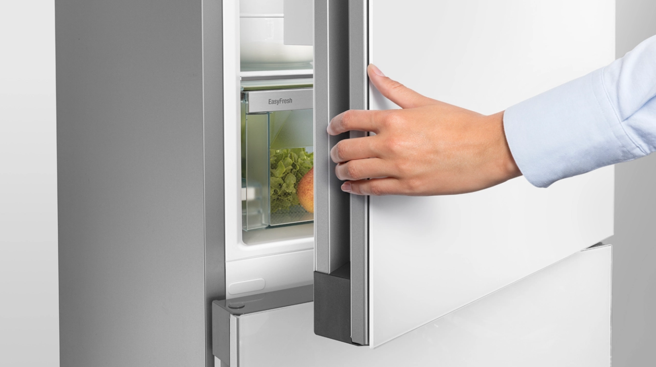  Recessed grip 